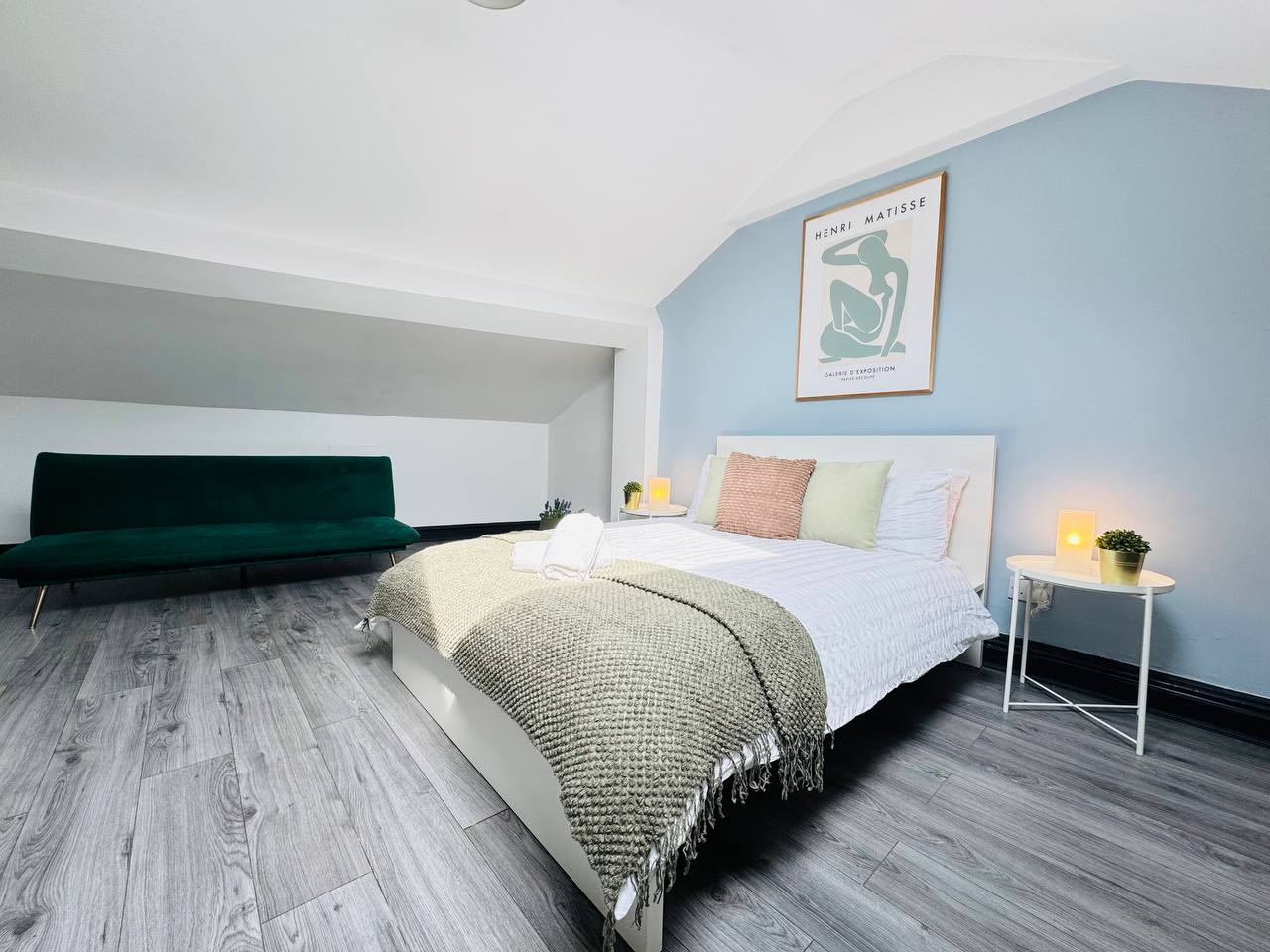 Pembroke Place — living area